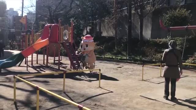 Chiitan the Japanese mascot failing at random things