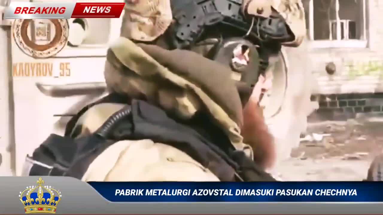 Azov Member Attempt To Escape After Chechen Troops Entered His Headquarters