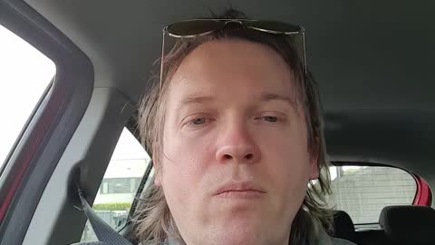 E se fosse diverso da quelli che immaginiamo?