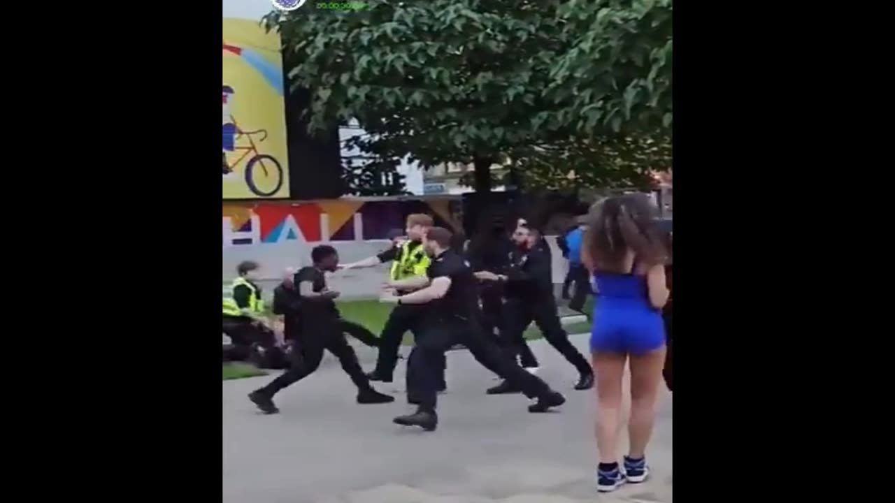 What in the hell is happening over there？