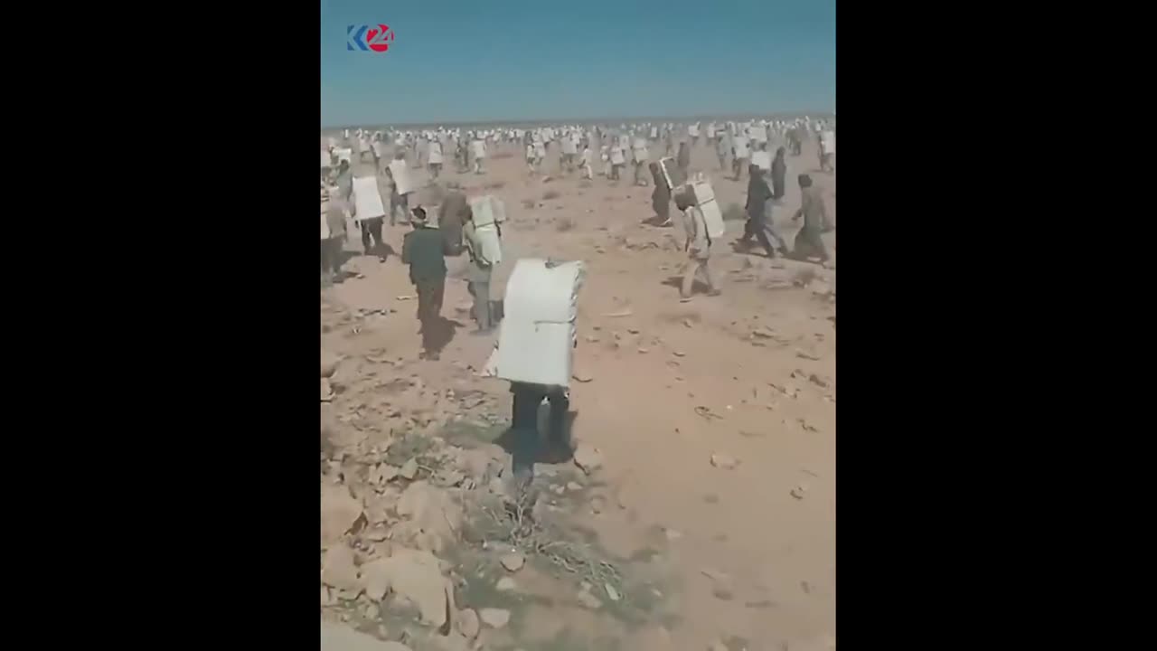 Ordinary Egyptians cross the Palestinian border to deliver water