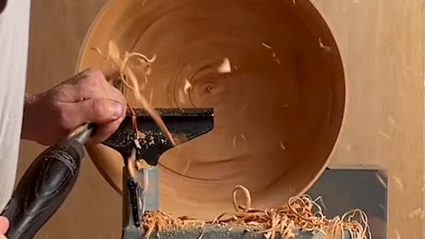 I've NEVER seen wood so ORANGE! #woodturning