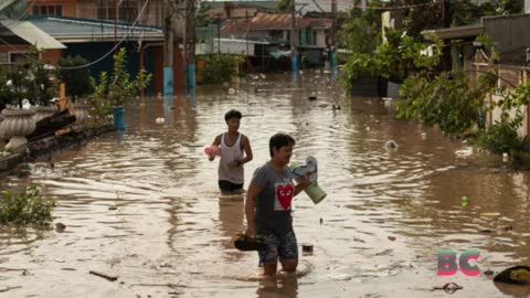 Typhoon Noru smashes into the Philippines, killing 5 and leaving villages in tatters