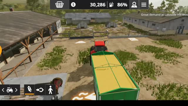 Farming Simulator 20 - combining corn for the pigs