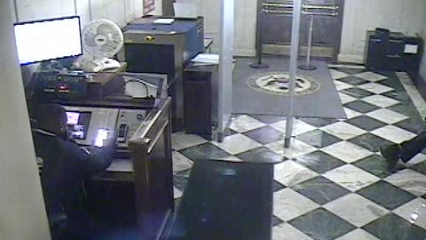 3207LHOBGRNJ-CStDoor_2021-01-06_17h20min02s513ms.mp4