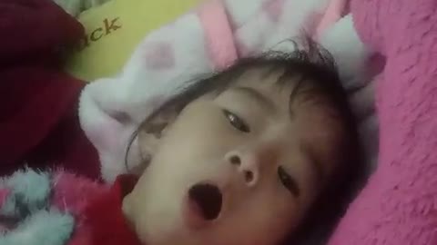Funny laugh - She's a happy baby!