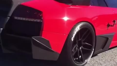 Um lindo dia com essa lamborghini vermelho