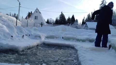 Winter Swim training in Russia