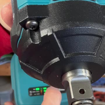 Trying out the 1/2" Cordless Impact Wrench from SeeSii