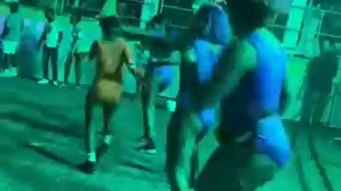 dance girl very se