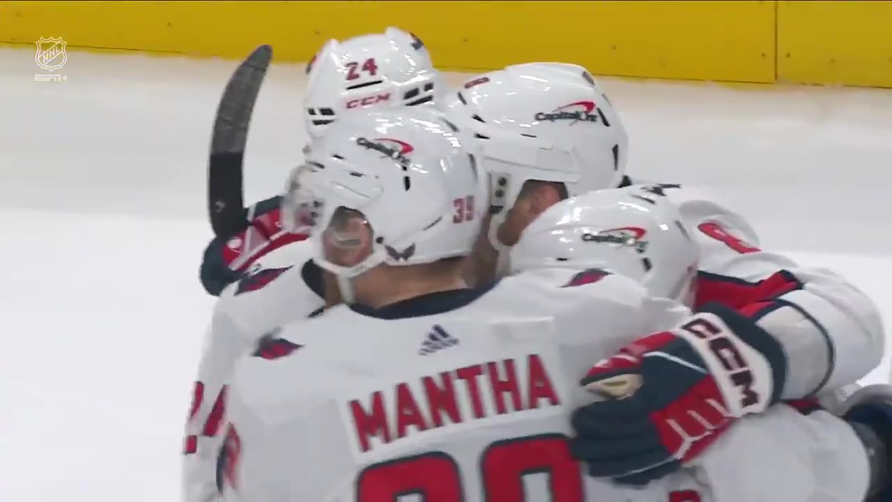 Ovechkin buries shot from deep