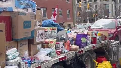 AMAZING Polish Walmart DONATES items to the Truckers