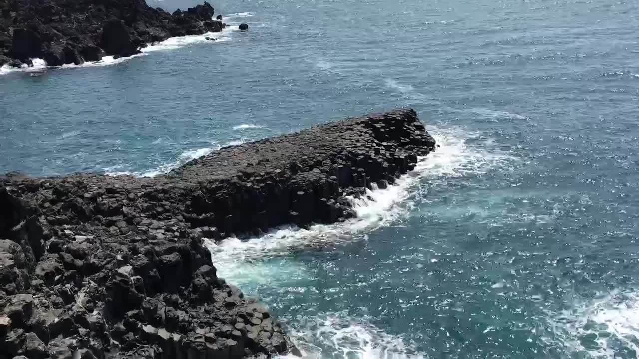 The sound of the waves of the sea in Jeju Island