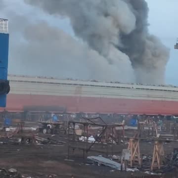🚢🔥 In Arkhangelsk, Russia, "Lomonosov" ship is on fire in a dry dock!