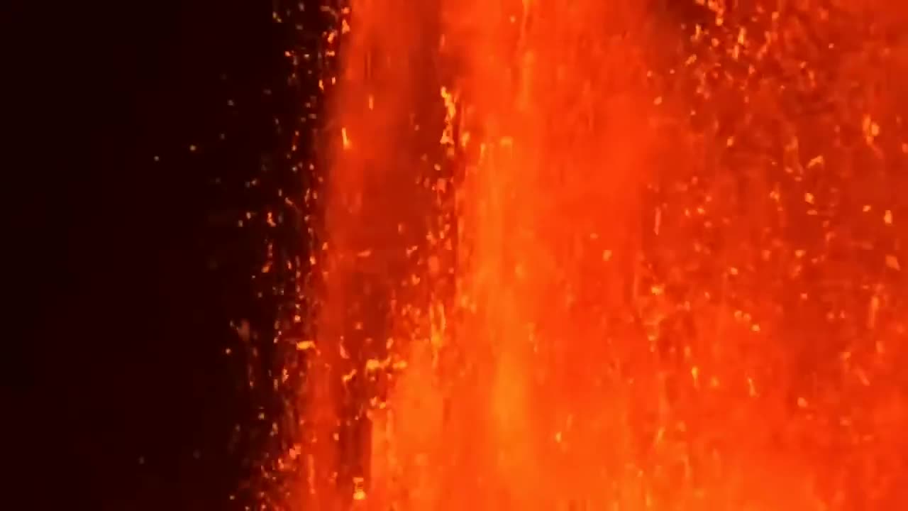 Awesome Volcano a must see video!