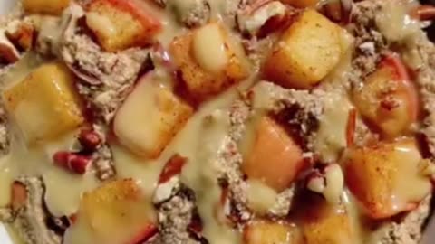 .Apple Pie Baked Oatmeal 🤤 Keto Snacks