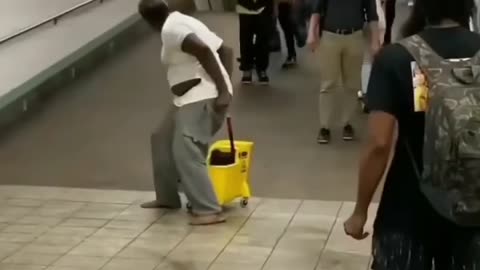 Man drops a deuce in bucket