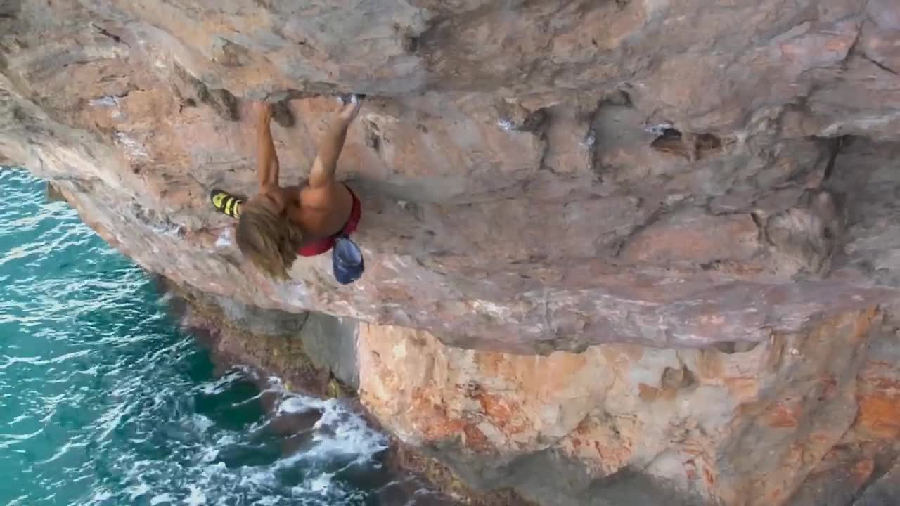 Chris Sharma's Most Spectacular Climb! First Ascent of Es Pontás, Mallorca-20