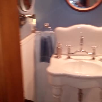 Pam's House in California