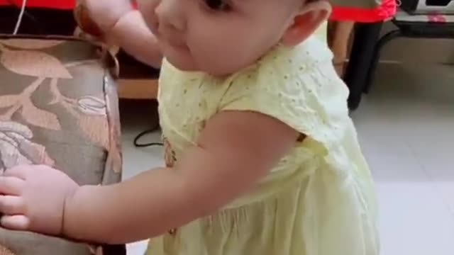 Baby funny dance || cute girl