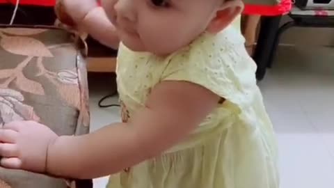 Baby funny dance || cute girl