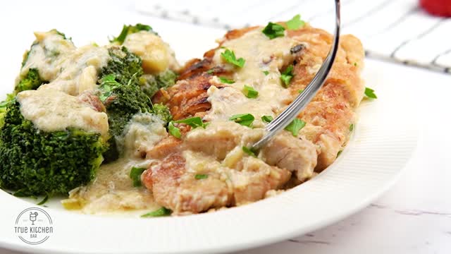 Quick Creamy Garlic Chicken Breast Recipe