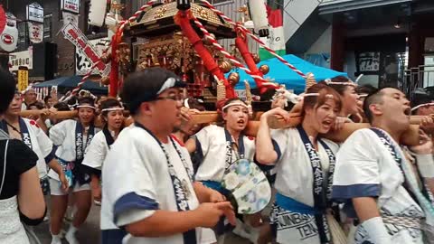 Tenjin festival