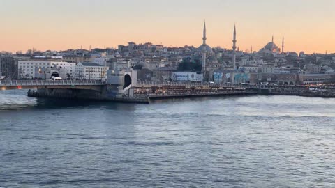 Ship traffic in Istanbul