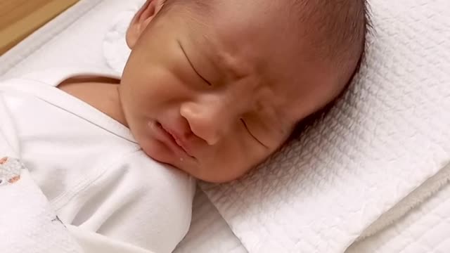 korean baby crying while sleeping