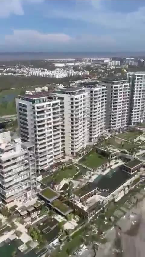 Weather Warfare - Acapulco Destroyed by Cat 5 Hurricane - No Warning