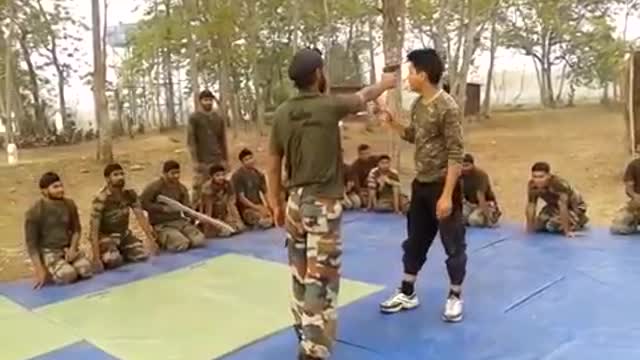 Indian Army self defence training😬😯😲😨😮