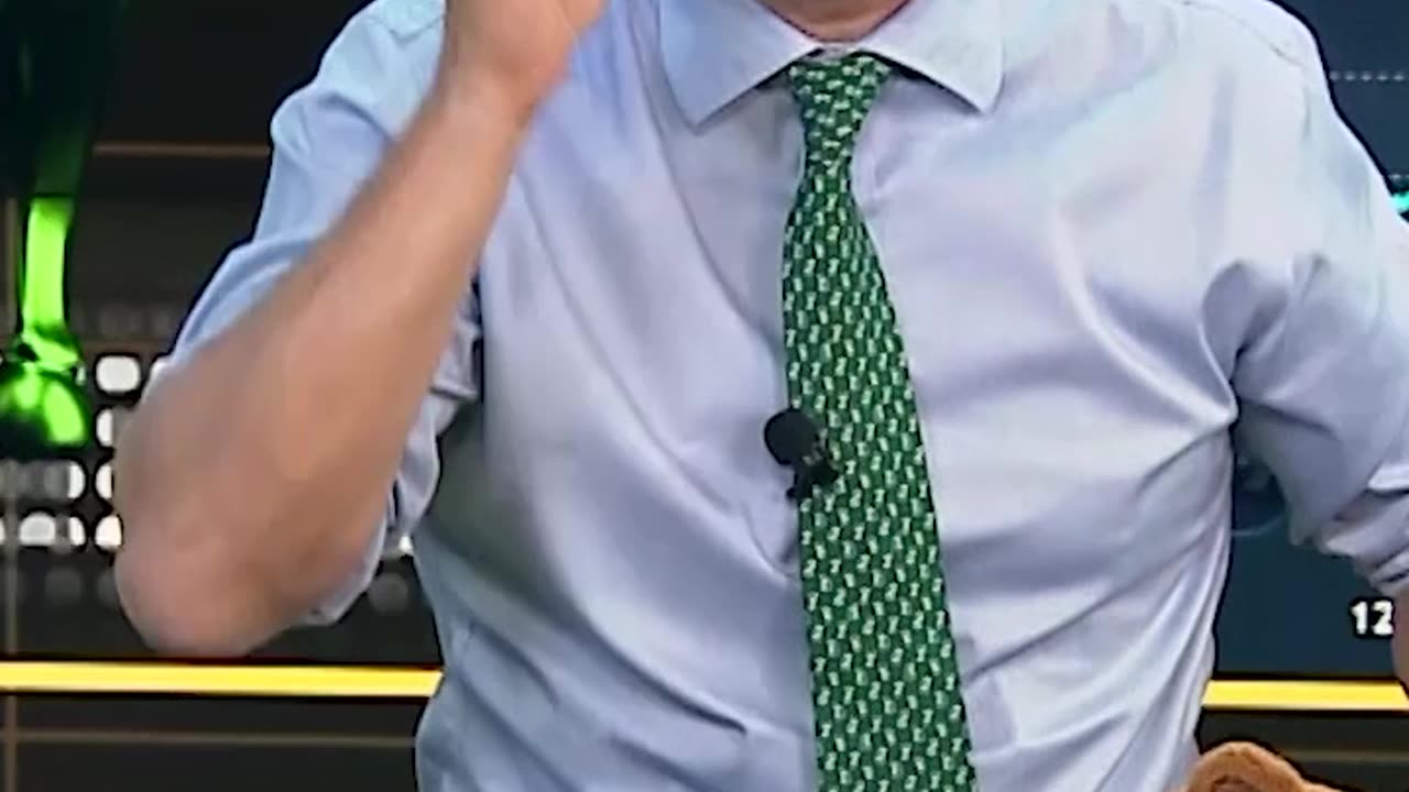 Os estrangeiros voltaram