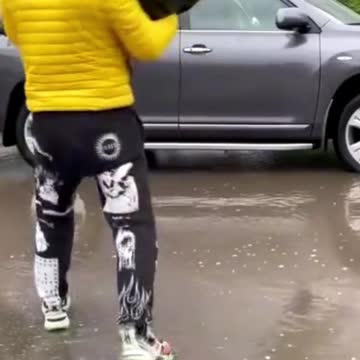 SEXY GIRL GET WET 🤣