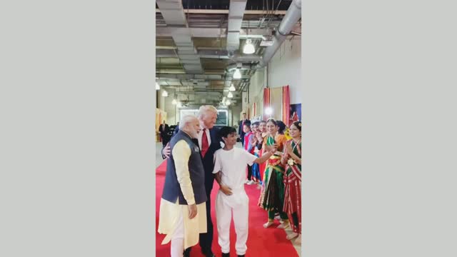 Prime minister Narendra Modi addresses howdy modi community programme at Houston.