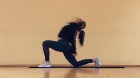 A little Yoga flow to finish up a workout | Click for more yoga instpiration