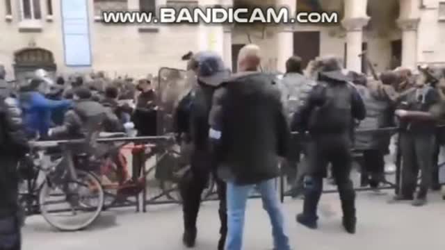 The brutal violence of Paris police