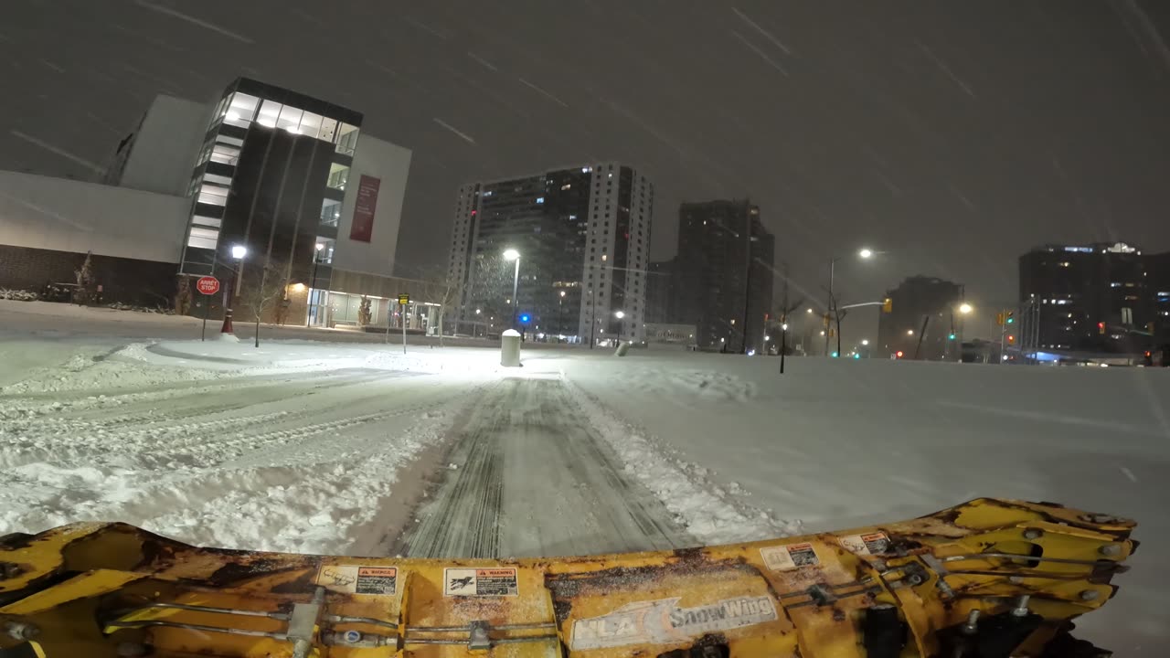 ❄️⛄ Blizzard @ Work 2024-12-8 Snow Plowing The Ottawa University Health & Science Building In Canada 🍁