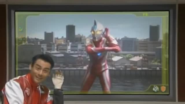 Fanny Ultraman in action video