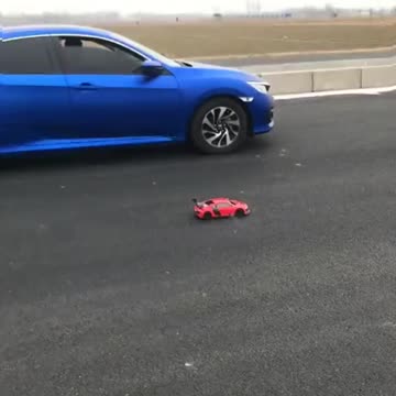 Small cars racing games who is fast than biggest car