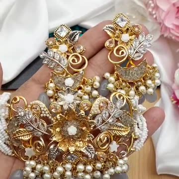 Elegant stylish beautiful artificial jewellery