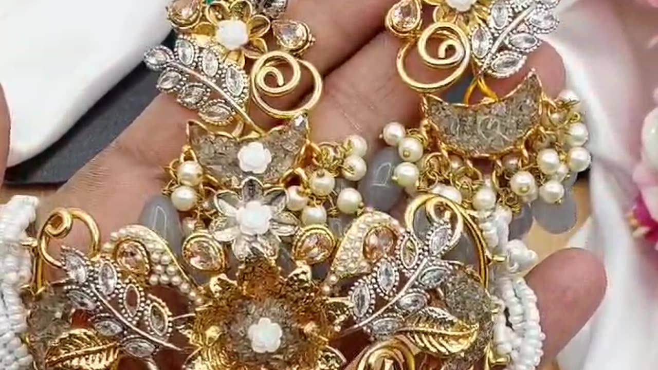 Elegant stylish beautiful artificial jewellery