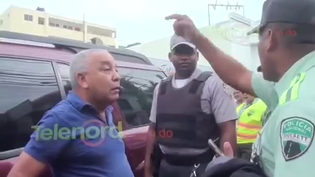 Pleito entres un Digesett y un civil