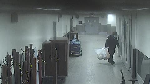 6096RHOBSBLoadingDockHallway_2021-01-05_16h26min27s977ms.mp4