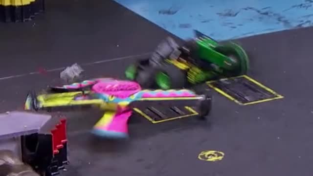 RC battles roblots