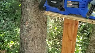 Chainsaw mill