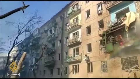 Ukrainian cities bombed_ Russian strikes spread from east to west