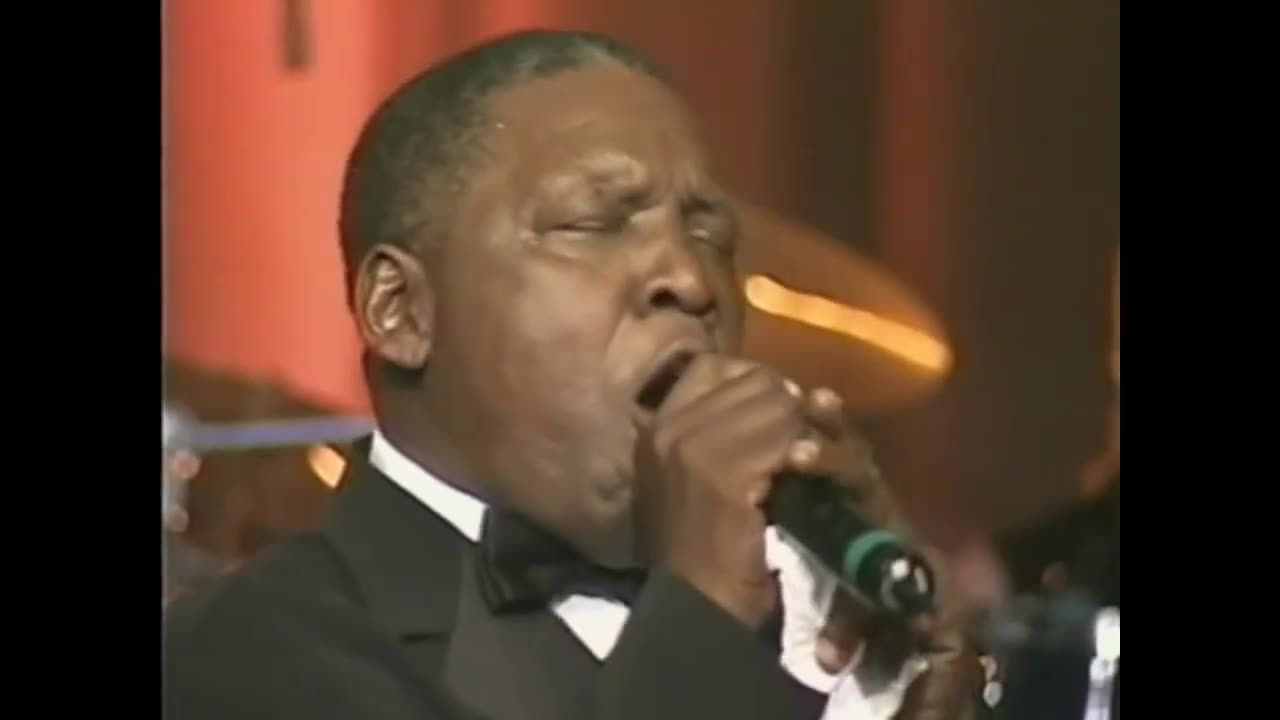 Charlie Thomas' Drifters - "When My Little Girl Is Smiling" - Live 2005