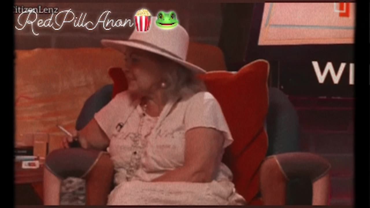 “Red Shoes” Maher 100% Playing Dumb while getting owned by Rosanne.