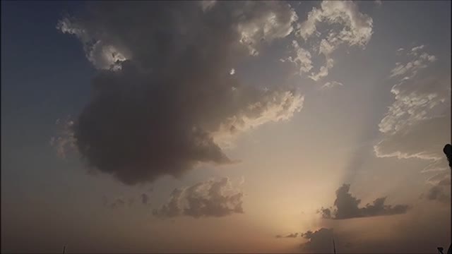 Oremos a Yah Elohim para sus poderes