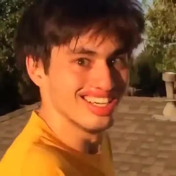 orld is full of emotion, but white porcelain plum soup